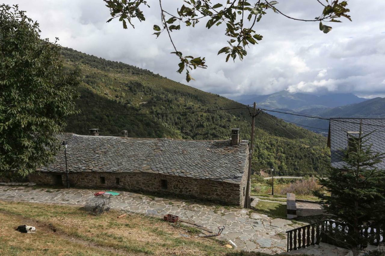 Villa Vent Del Nord à Toses Extérieur photo