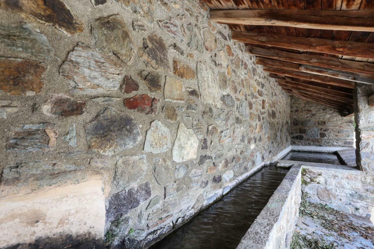 Villa Vent Del Nord à Toses Extérieur photo